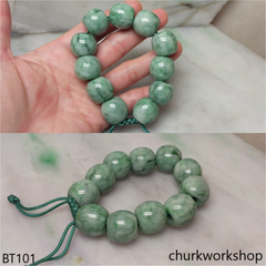 Green barrel beads jade bracelet