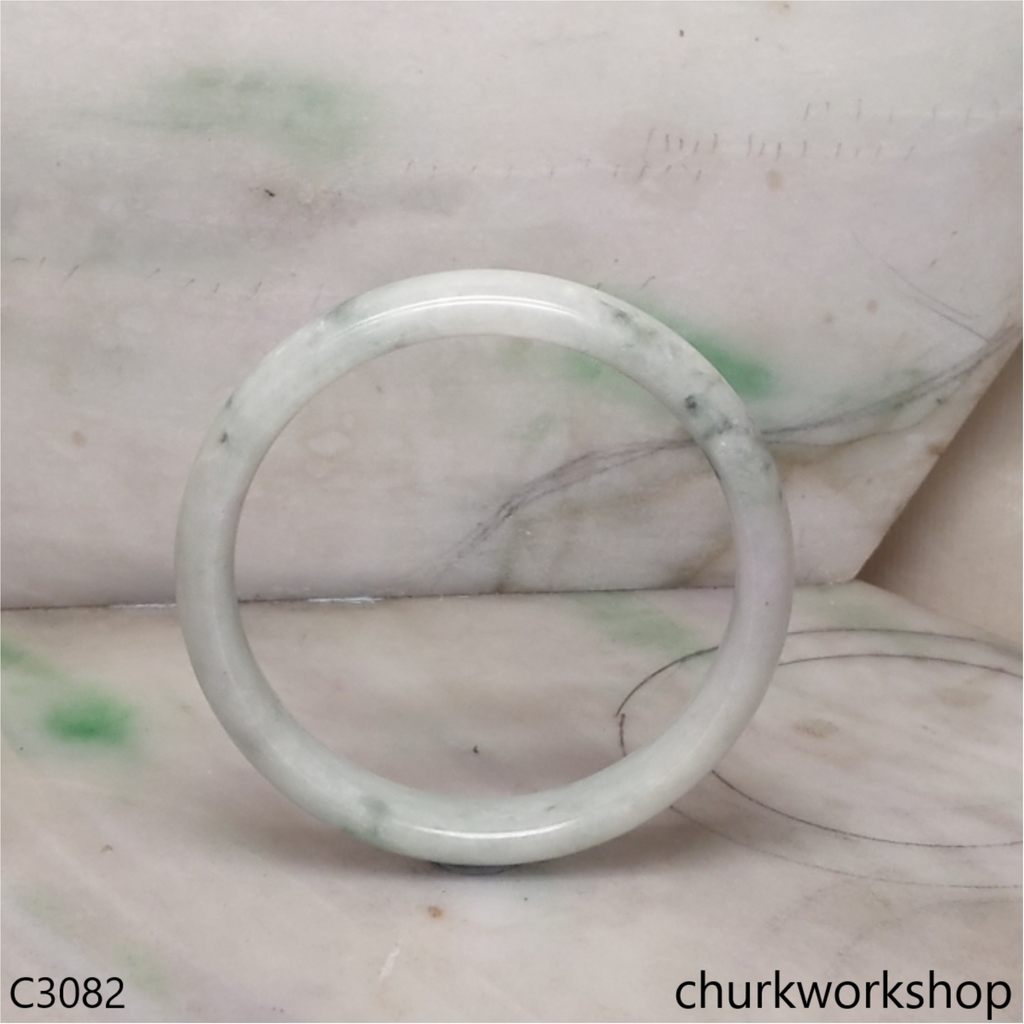 Large light green jade bangle