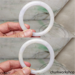 Light lavender jade bangle