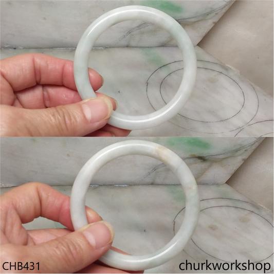 Pale green jade bangle