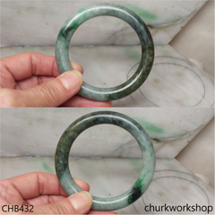 Light and dark green jade bangle