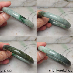 Light and dark green jade bangle