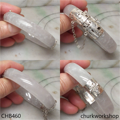 Pale lavender hinges jade bangle