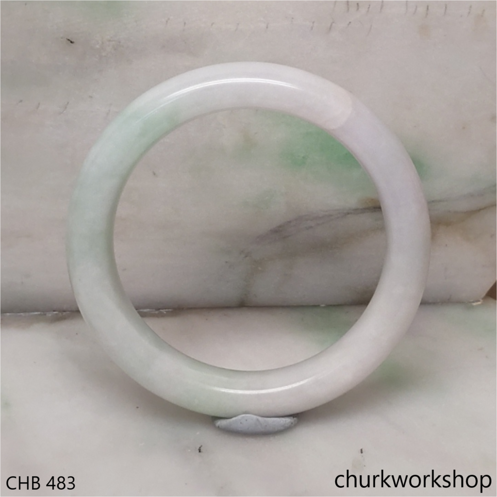 Light green mix pale lavender jade bangle