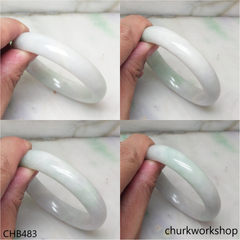 Light green mix pale lavender jade bangle
