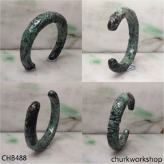 Carved double dragon jade cuff