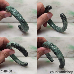 Carved double dragon jade cuff