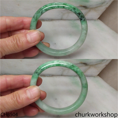 Green oval jade bangle