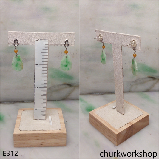 Light green jade carving earrings