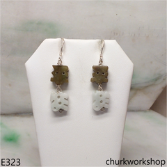 White & brown color jade earrings