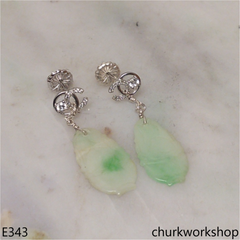 Light green jade carving earrings