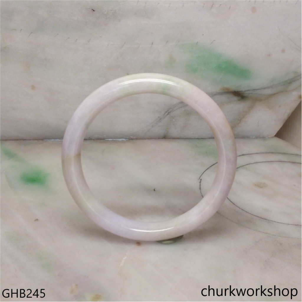 Small pale lavender jade bangle