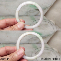 Small pale lavender jade bangle