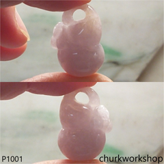 Lavender jade gourd pendant
