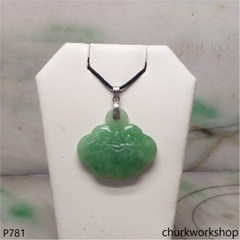 Green jade Ruyi pendant