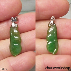 Green jade small bean pendant