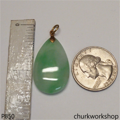 14K yellow gold jade pendant