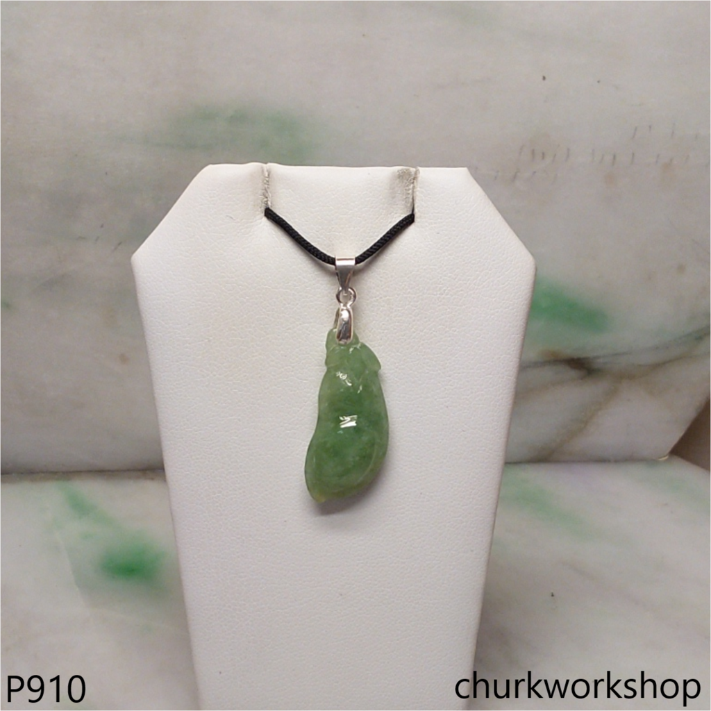 Green jade bean pendant
