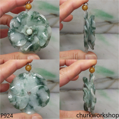 Flower jade pendant