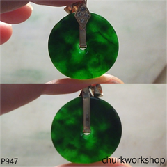 14K gold deep green flat disc pendant