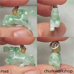 Small jade horse pendant