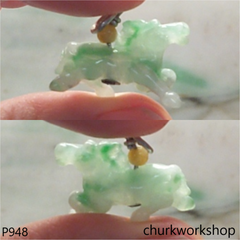 Small jade horse pendant