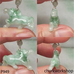 Small jade horse pendant