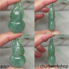 Bluish green jade gourd pendant