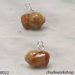 Brownish jade pig pendant