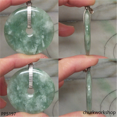 Molt green jade Donut pendant