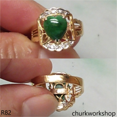 18K yellow gold diamond green jade heart ring