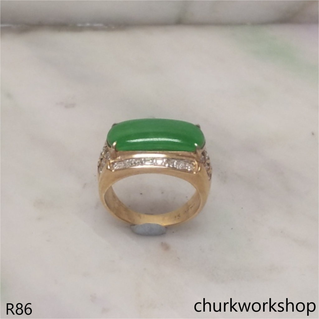 Green jade 18K diamond ring