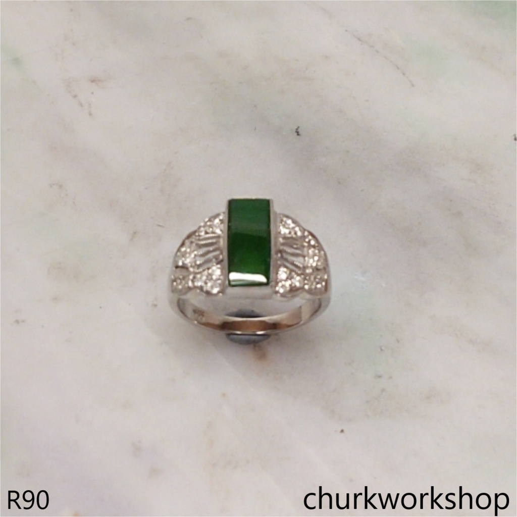 18k white gold deep green jade ring