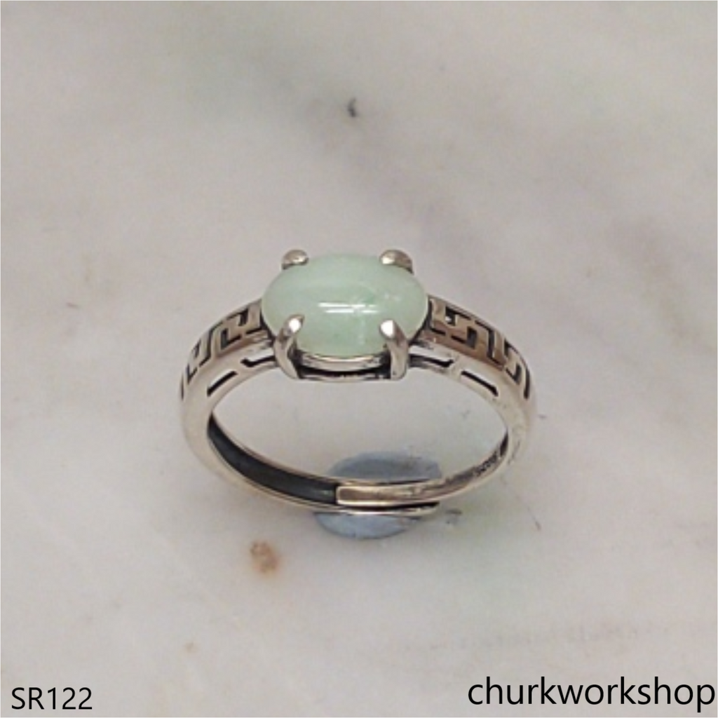 Small light green oval jade ring