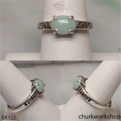 Small light green oval jade ring