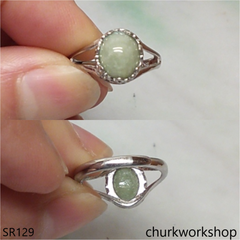 Small light green oval jade ring