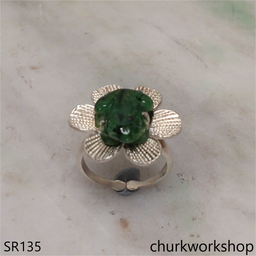 Dark green frog jade ring