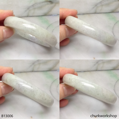 Pale lavender jade bangle