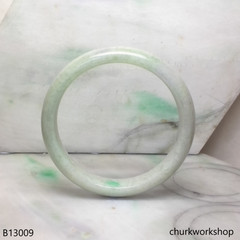 Upper arm light green jade bangle