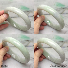 Upper arm light green jade bangle