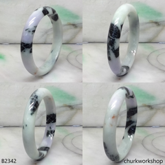 Light green mix lavender & dark green jade bangle