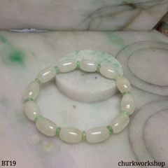 White barrel beads bracelet