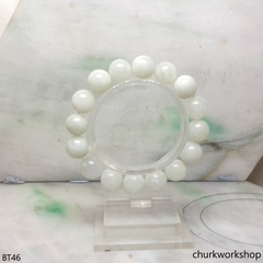 Pale green beads bracelet