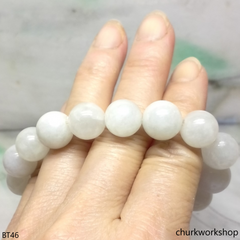 Pale green beads bracelet