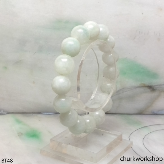 Pale green beads bracelet
