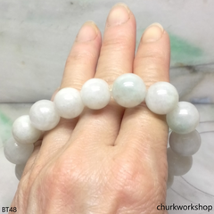 Pale green beads bracelet