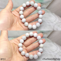 Pale lavender beads bracelet