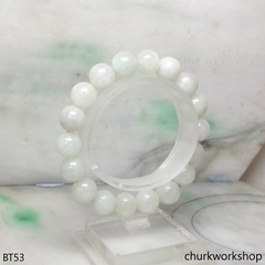 Pale green beads bracelet