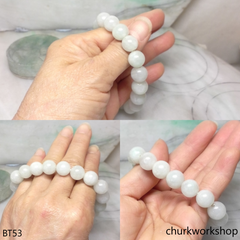 Pale green beads bracelet