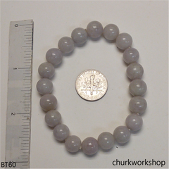 Light lavender beads bracelet
